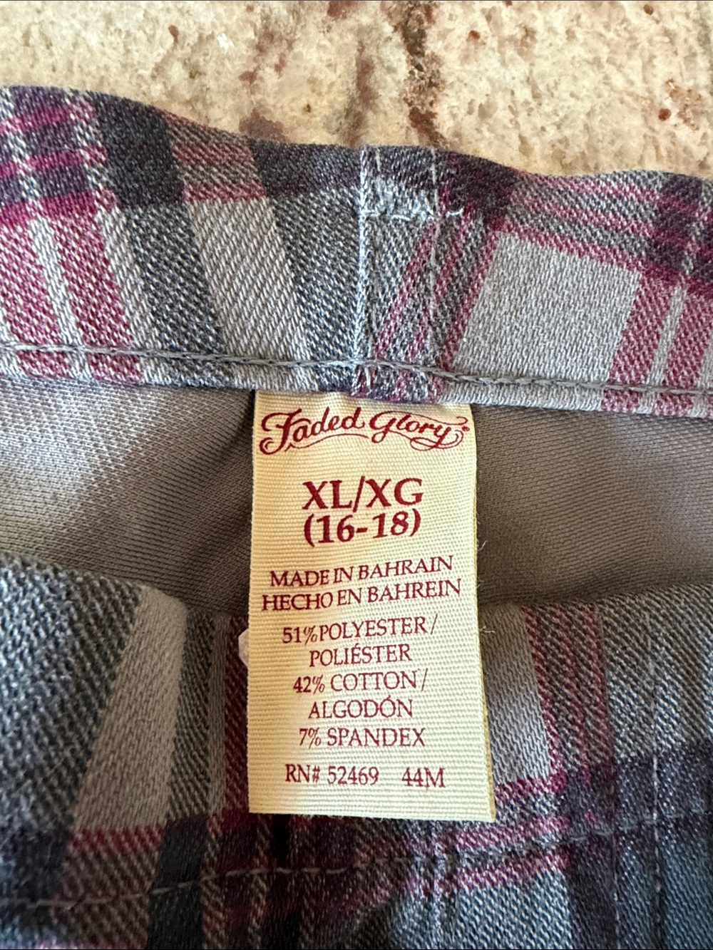 Faded Glory Gray and Burgundy Plaid Jeggings - Picture 5 of 7